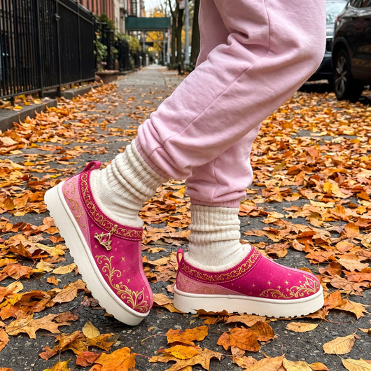 Royal Step Aurora on foot